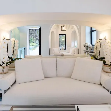 Sabrina By Elite Capri