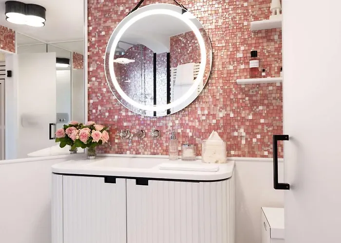 Sabrina By Elite Capri