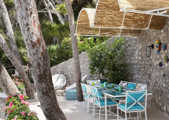 Sabrina By Elite Willa Capri